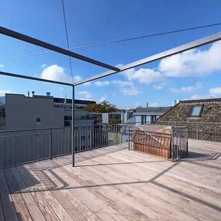 Apartmán Amazing Two Bedroom Penthouse In The Centre