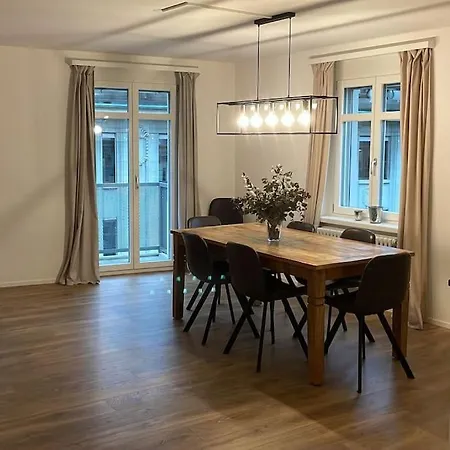 Amazing Two Bedroom Penthouse In The Centre *